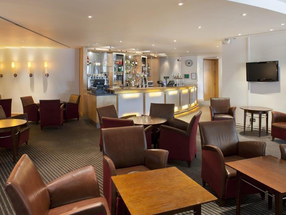 Western London Heathrow Ariel Hotel