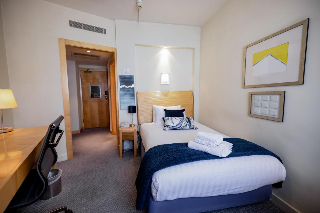 Hotel Western London Heathrow Ariel