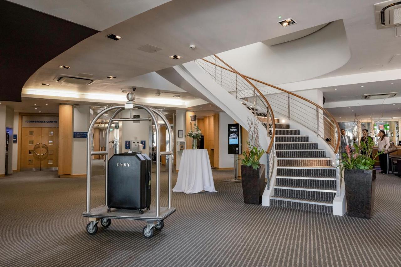 Western London Heathrow Ariel Hotel 4*